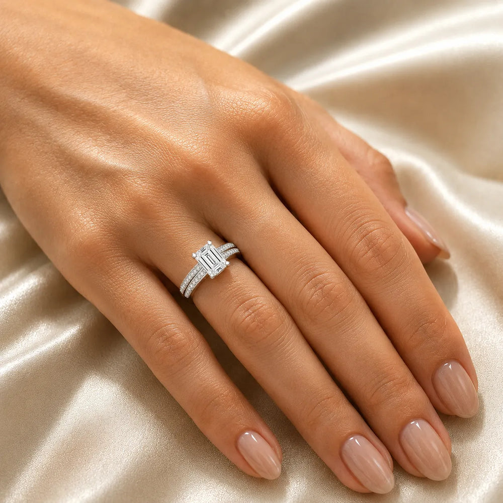 Serene Ring with Side Stone
