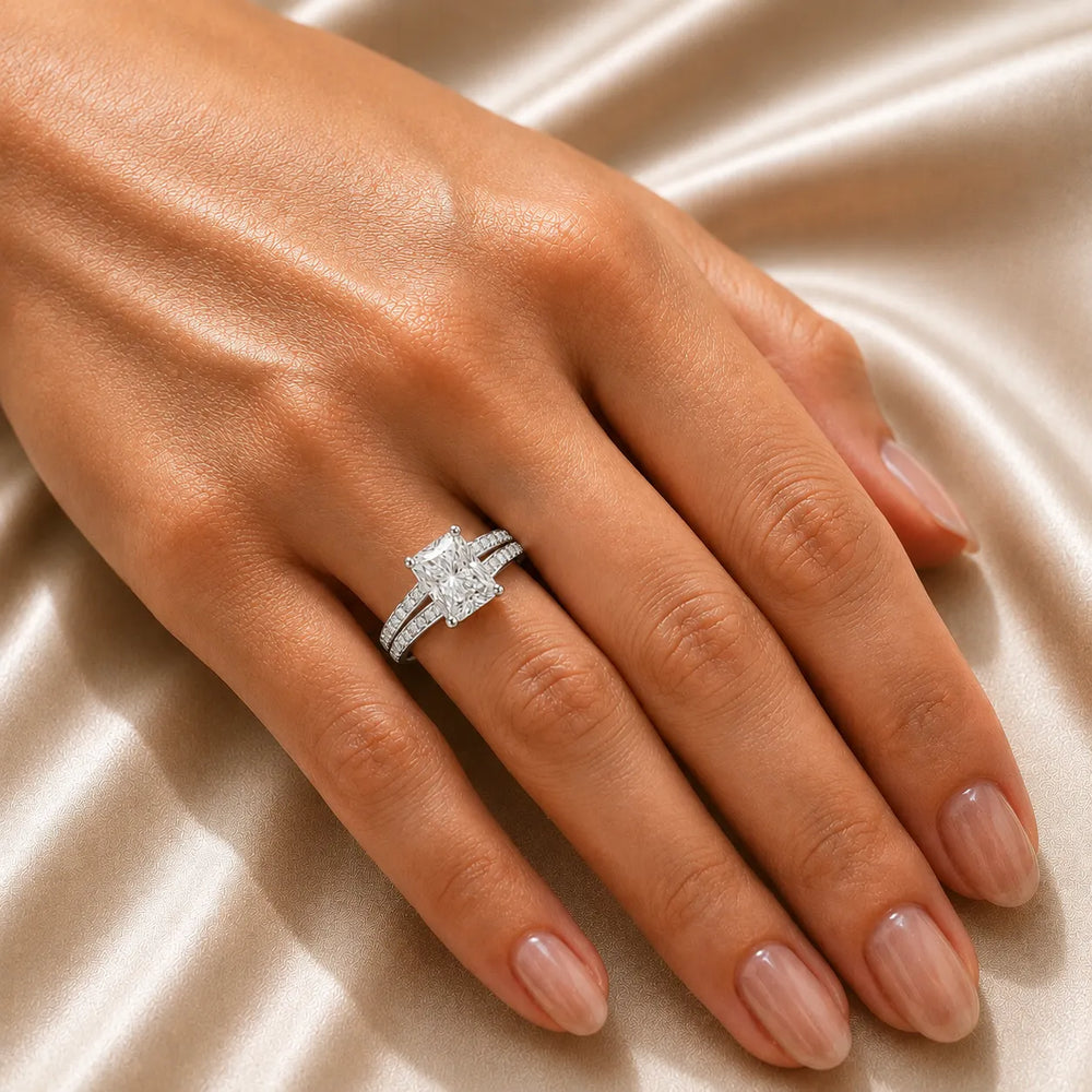 Serene Ring with Side Stone