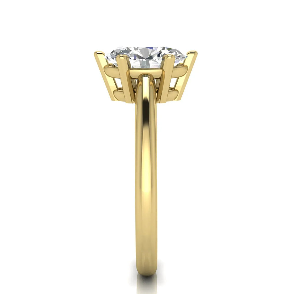 Elegant Solitaire Ring with Classic Prong Setting