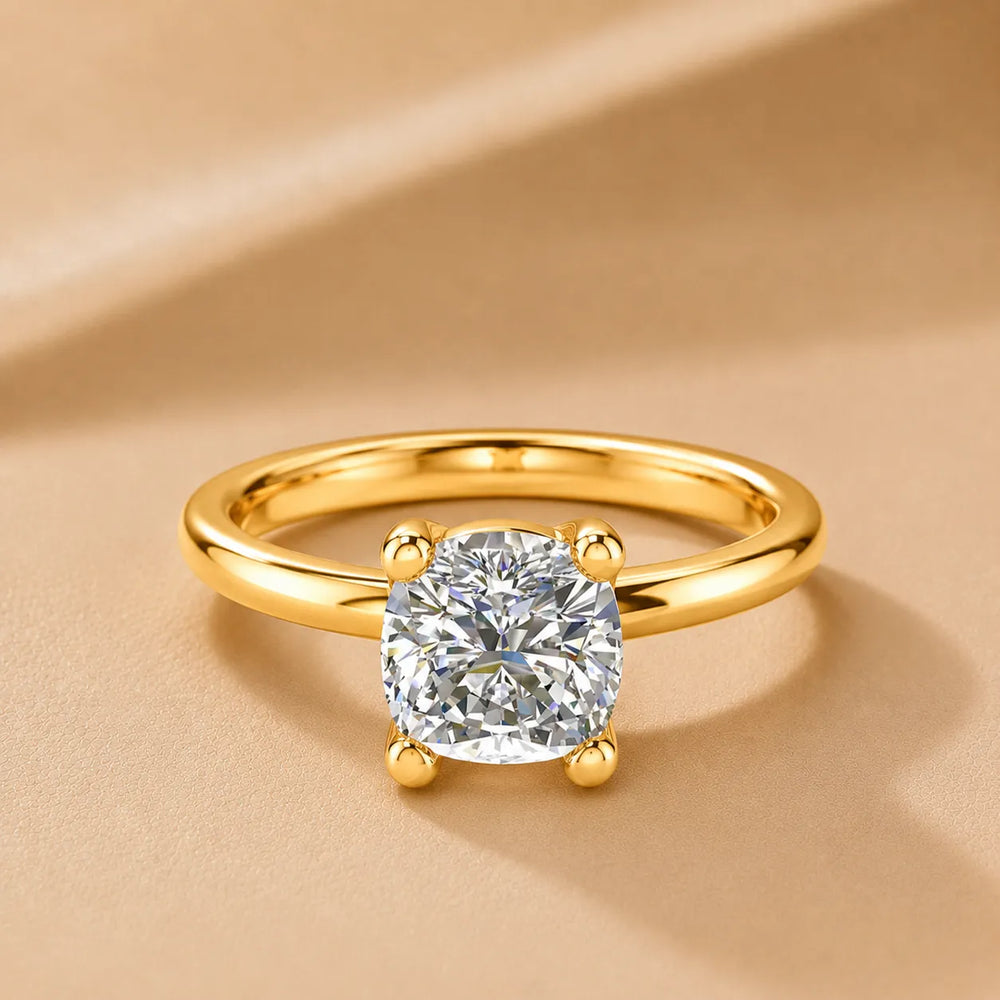 Romantic Solitaire Ring with Classic Setting