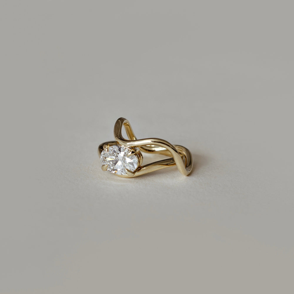 Oval Cut Labgrown Engagement Ring