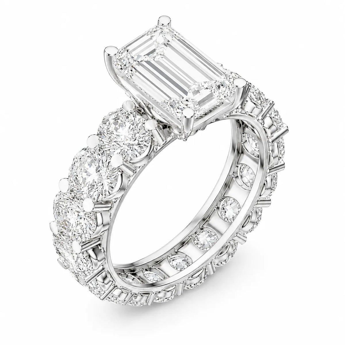 The Everlasting Grace Ring with Oval Diamond