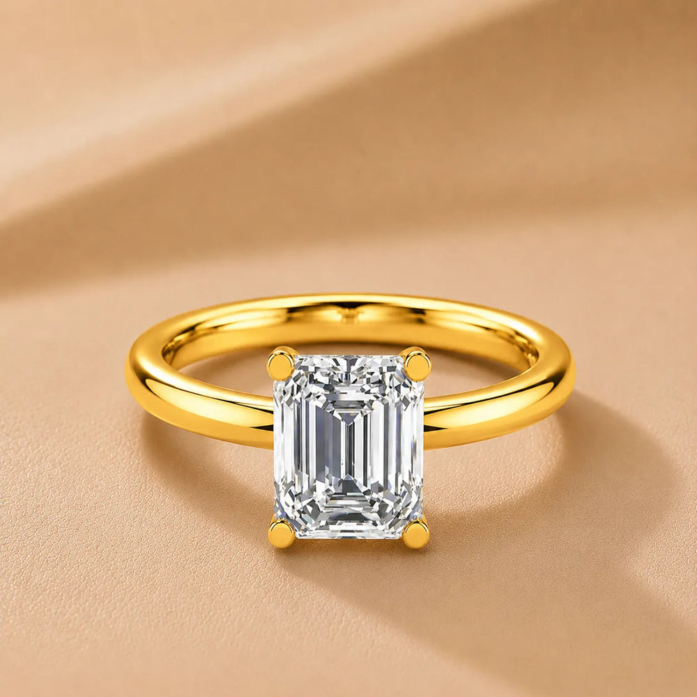 Romantic Solitaire Ring with Timeless Design