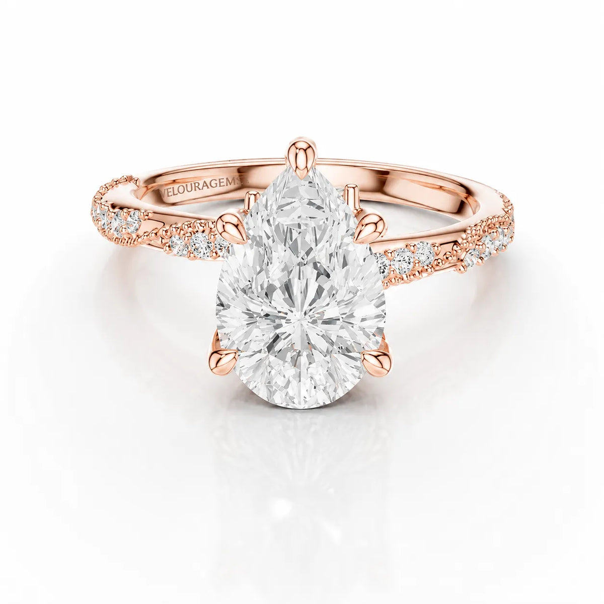 Classic Engagement Ring with Modern Luxury and Refined Beauty