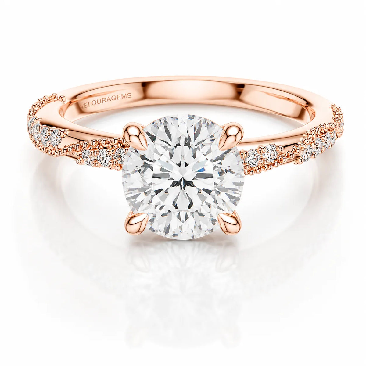 Classic Engagement Ring with Modern Luxury and Refined Beauty