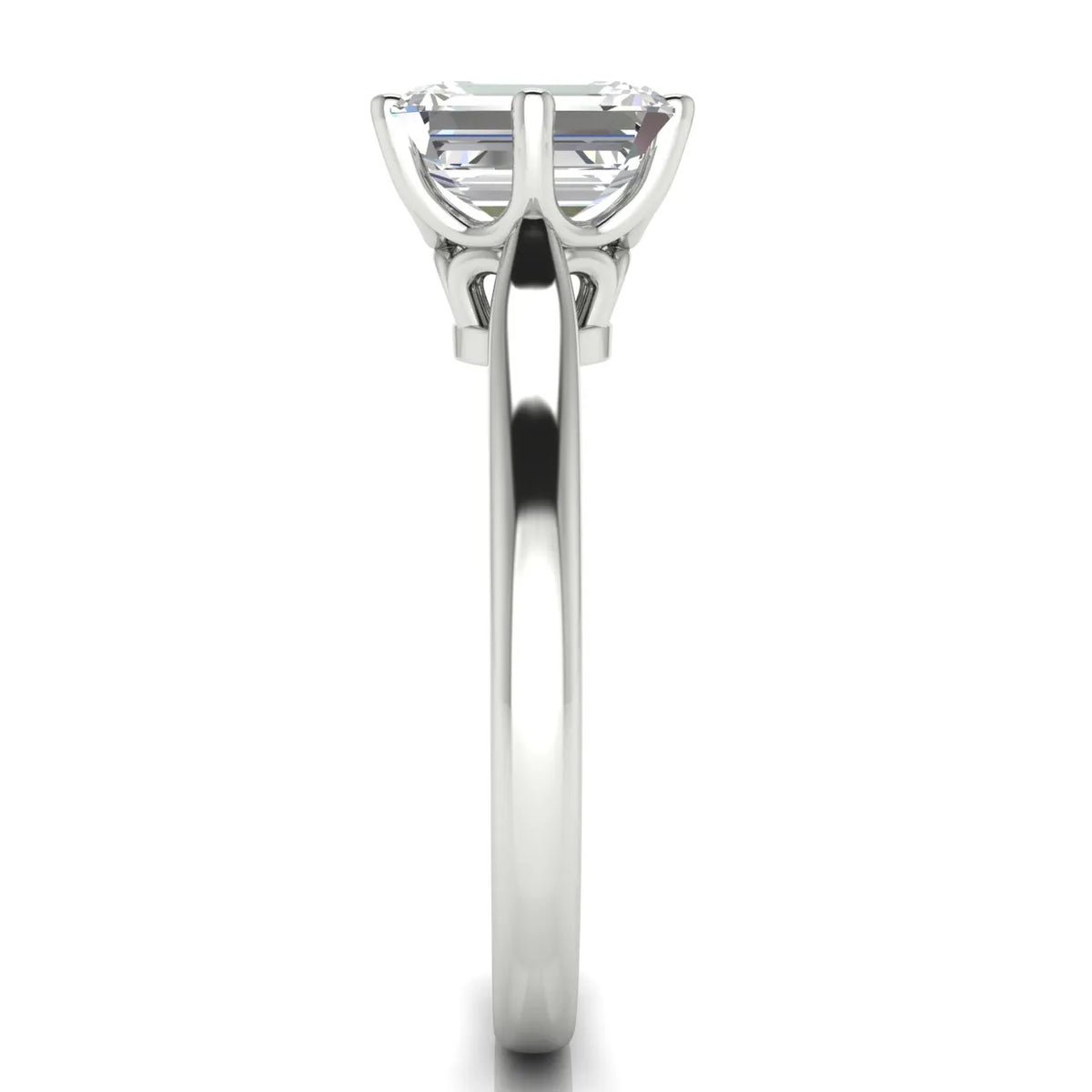 Romantic Solitaire Ring with Timeless Design