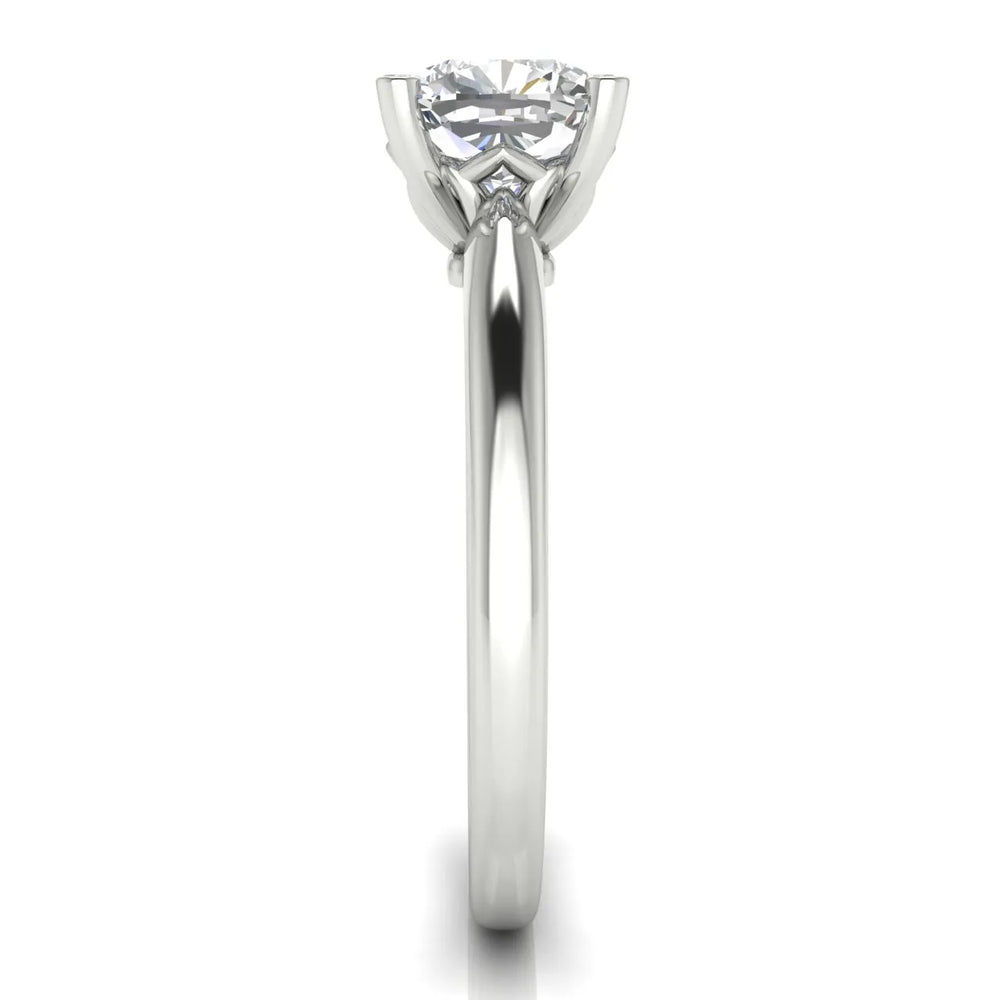 Elegant Solitaire Ring with Timeless Appeal