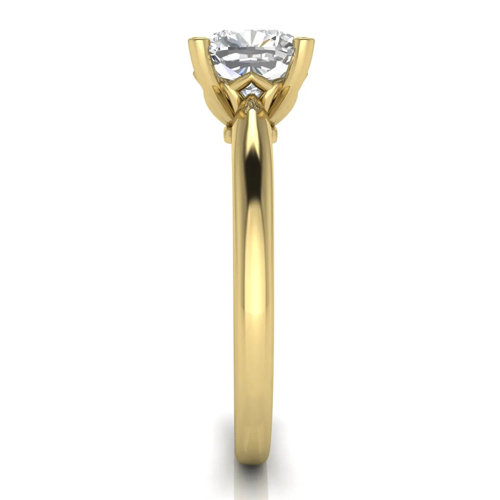 Elegant Solitaire Ring with Timeless Appeal
