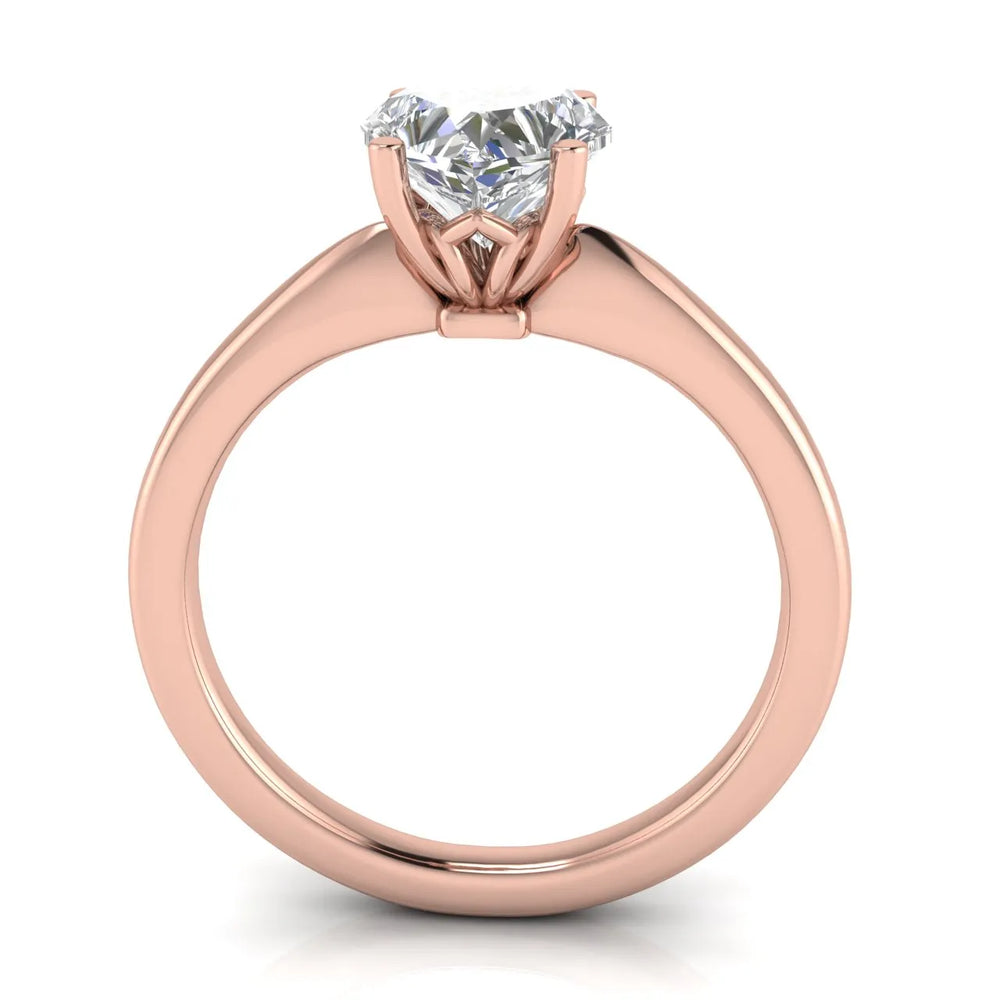 Elegant Solitaire Ring with Timeless Appeal