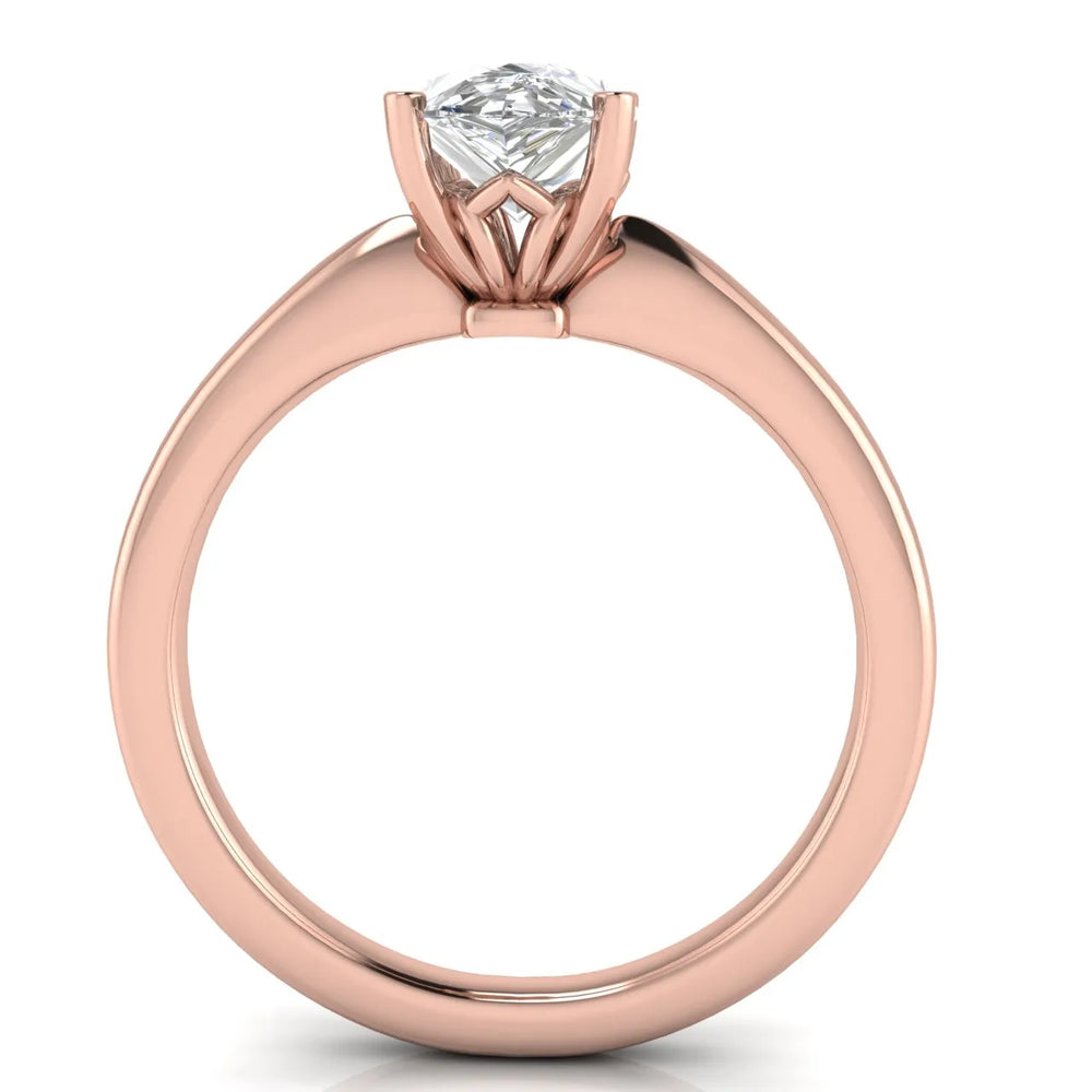 Elegant Solitaire Ring with Timeless Appeal