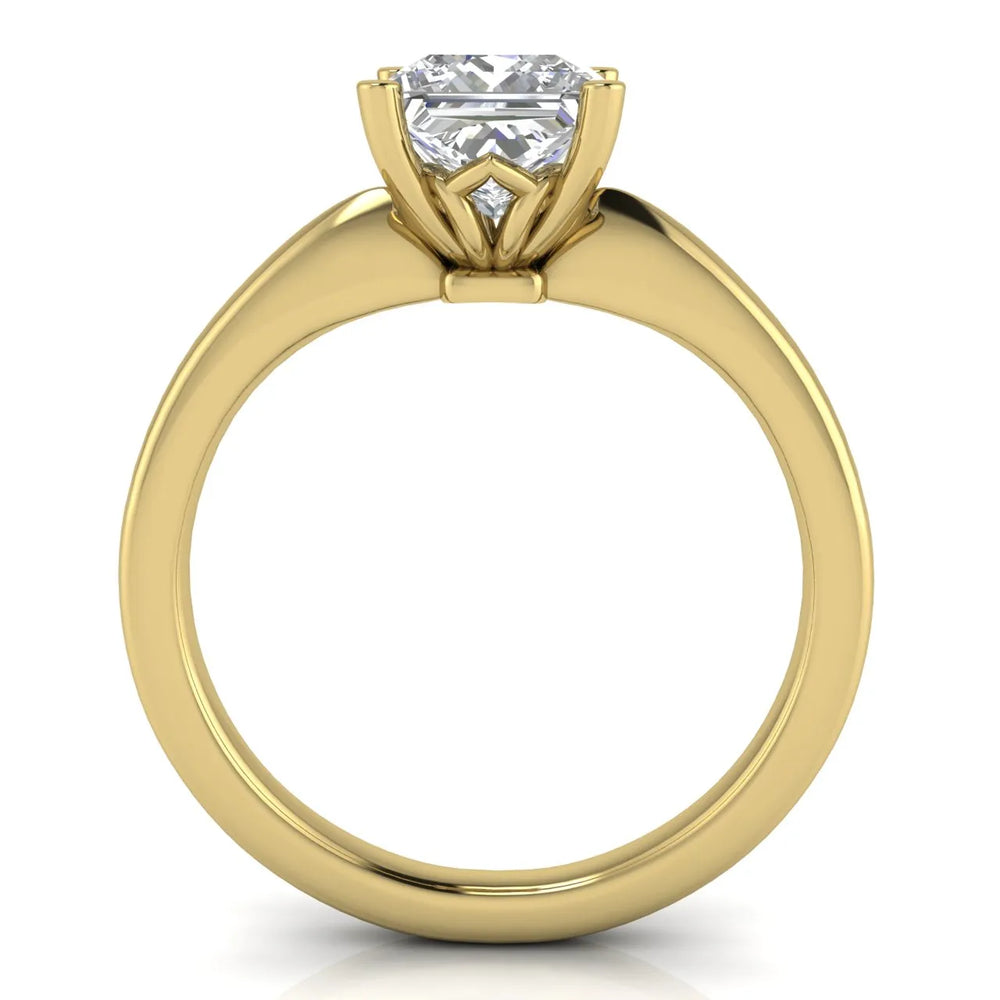 Elegant Solitaire Ring with Timeless Appeal