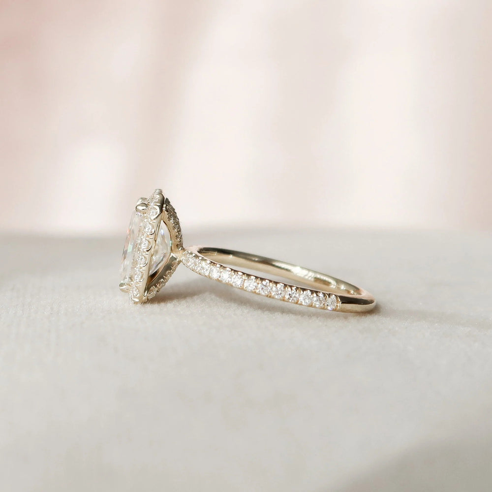 Radiant Cut Labgrown Engagement Ring