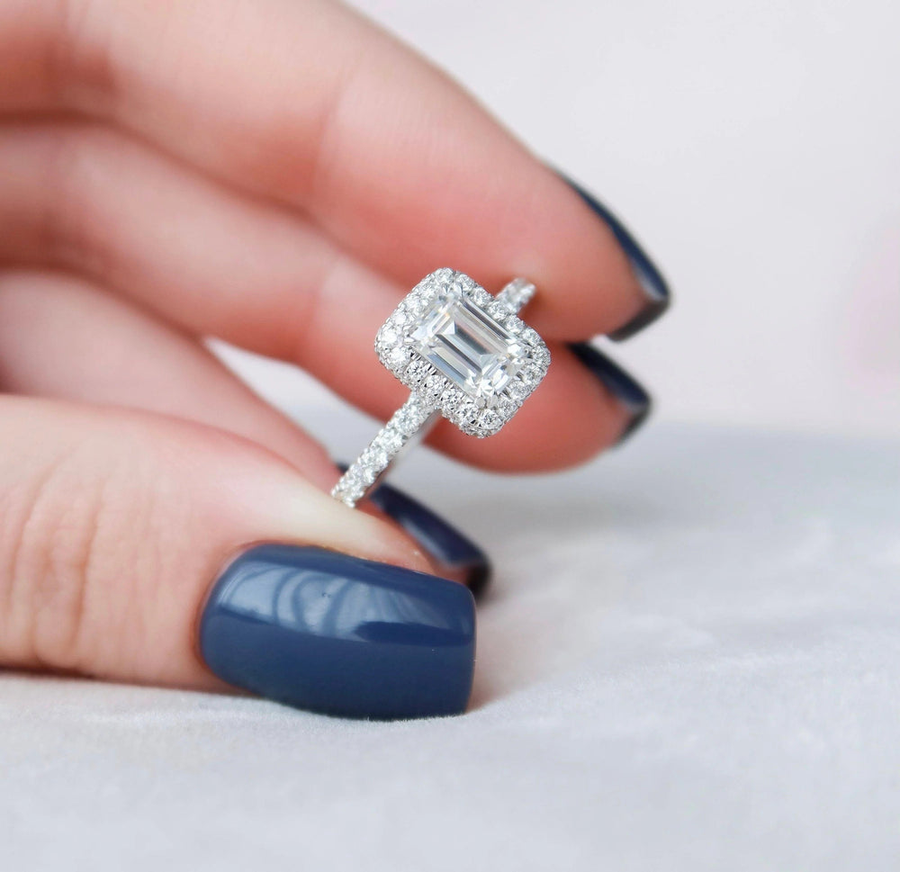 Emerald Cut Labgrown Engagement Ring