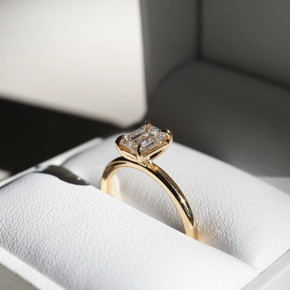 Emerald Cut Labgrown Engagement Ring