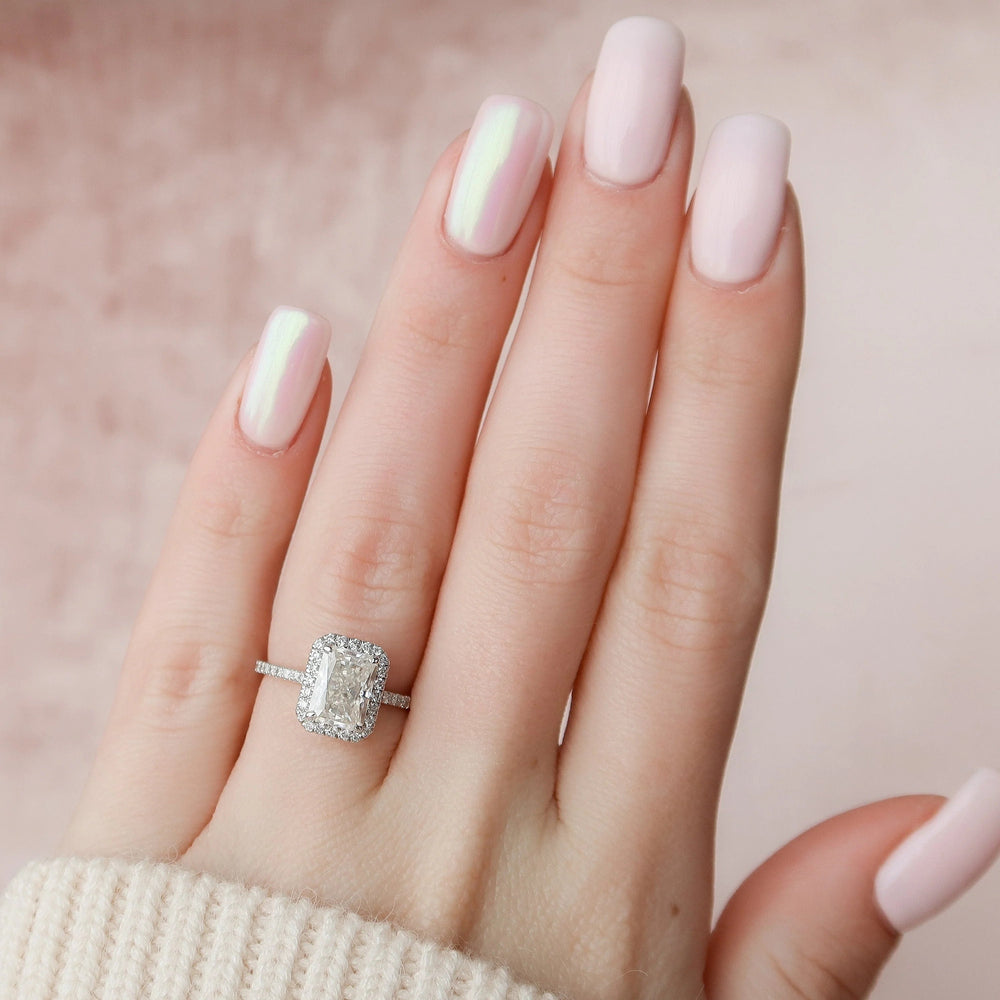 Radiant Cut Labgrown Engagement Ring