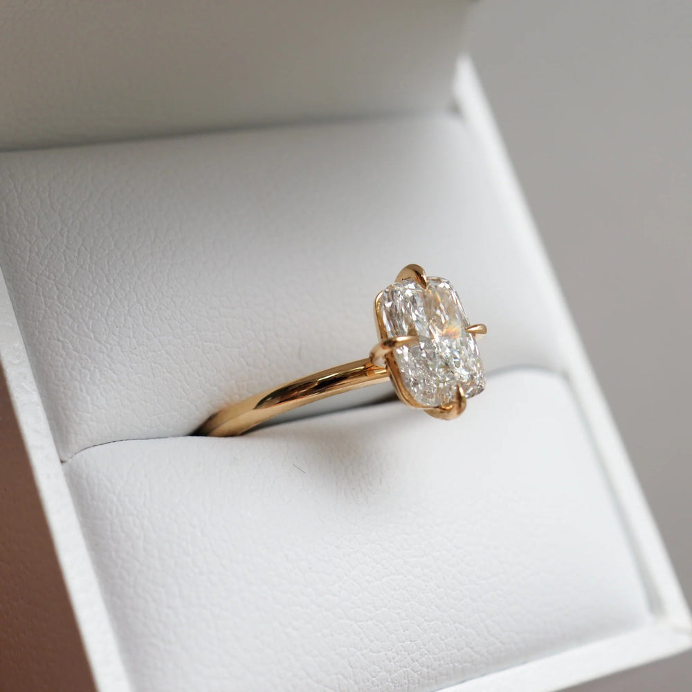 Cushion Cut Labgrown Engagement Ring