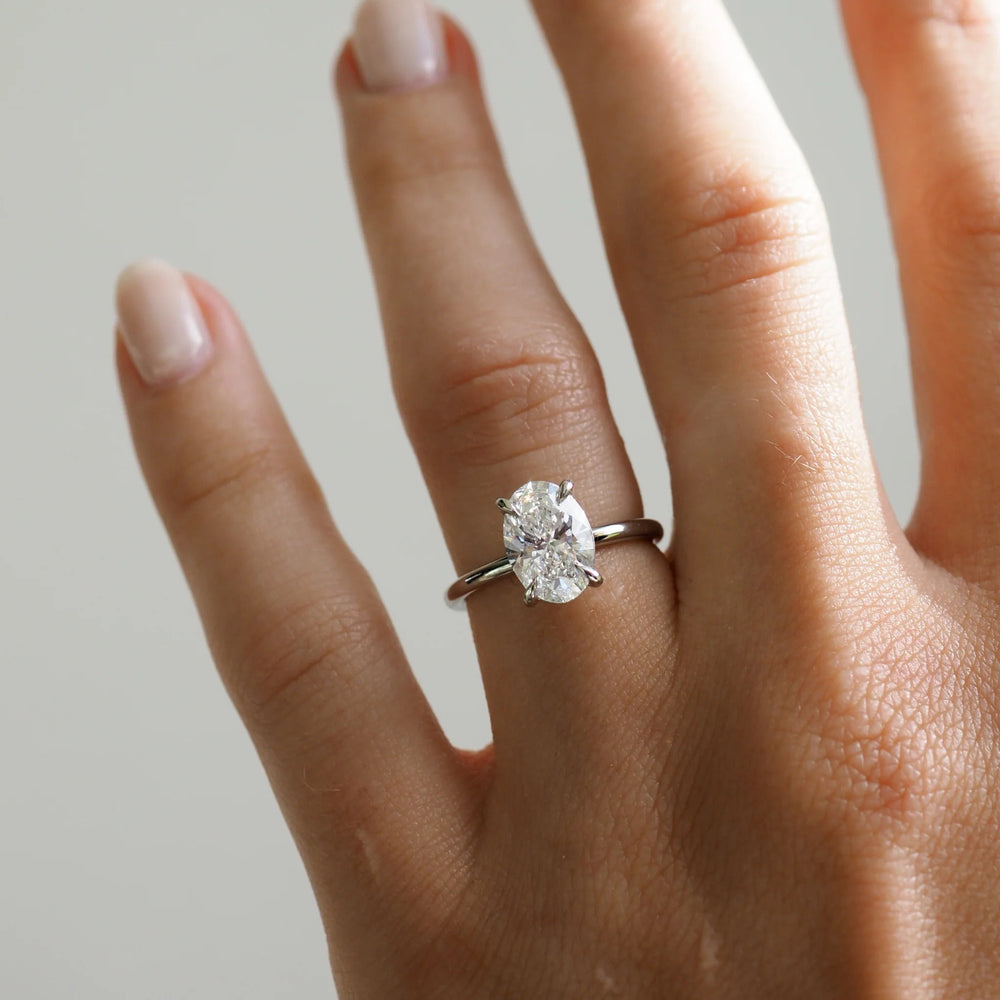 Oval Cut Labgrown Engagement Ring