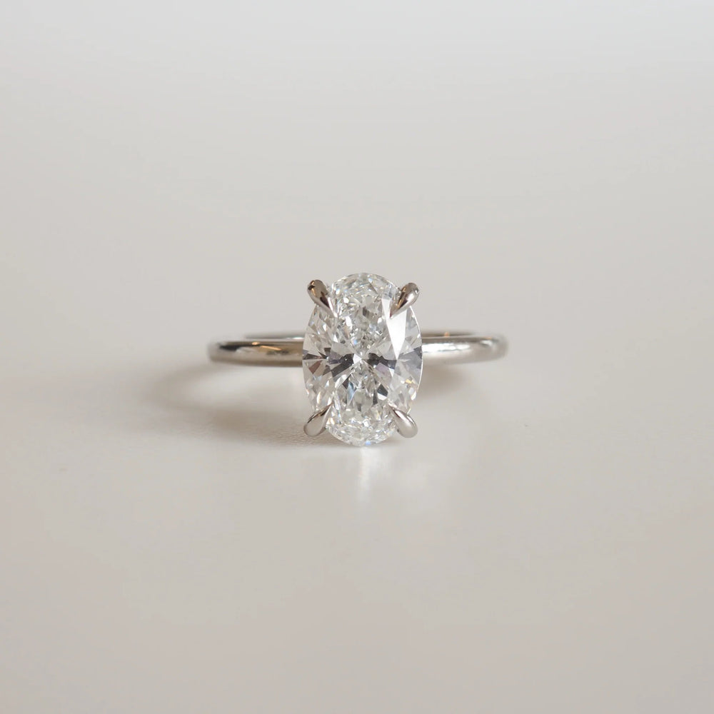 Oval Cut Labgrown Engagement Ring