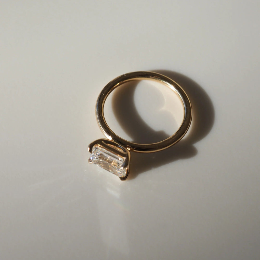 Emerald Cut Labgrown Engagement Ring