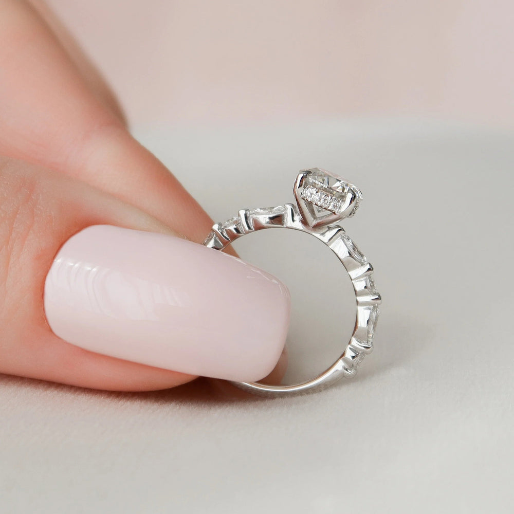 Round Brilliant Cut Labgrown Engagement Ring
