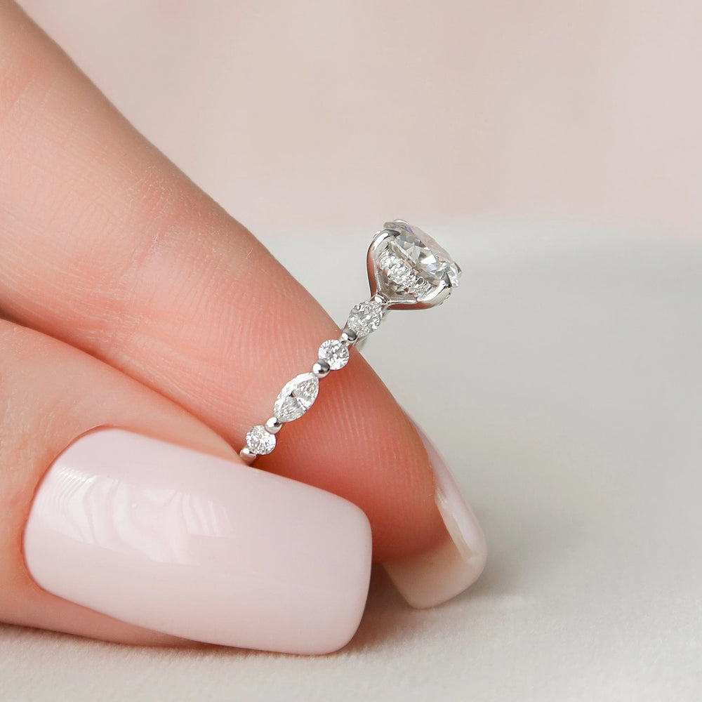Round Brilliant Cut Labgrown Engagement Ring