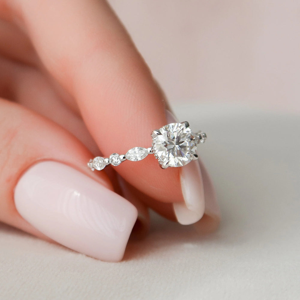 Round Brilliant Cut Labgrown Engagement Ring