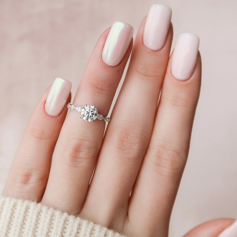 Round Brilliant Cut Labgrown Engagement Ring