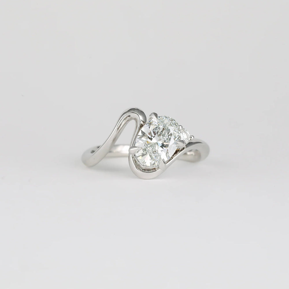 Oval Cut Labgrown Engagement Ring