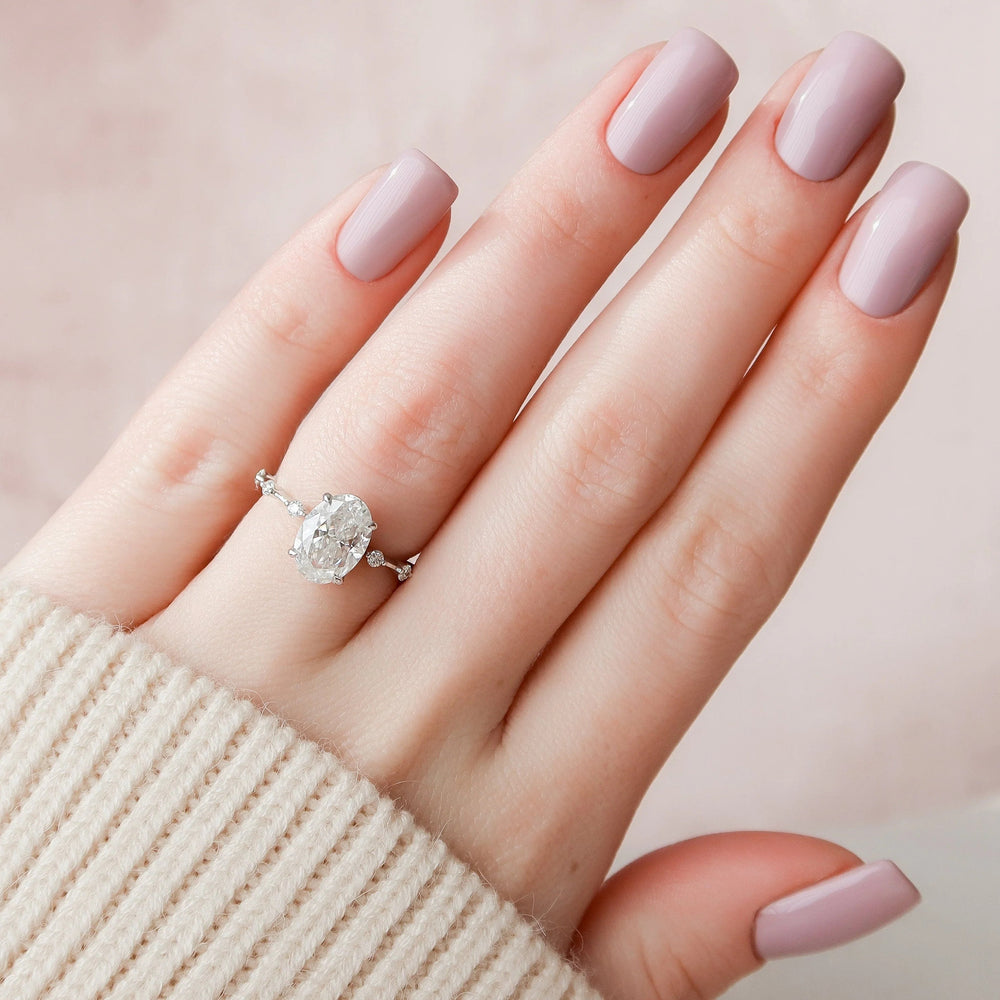 Oval Cut Labgrown Engagement Ring