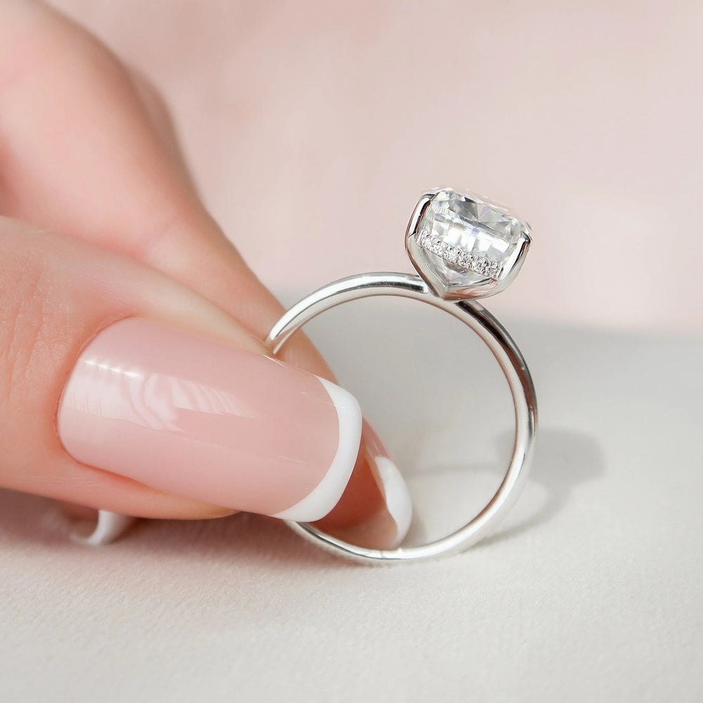 Cushion Cut Labgrown Engagement Ring