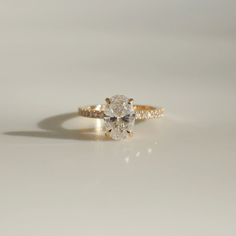 Oval Cut Labgrown Engagement Ring,
