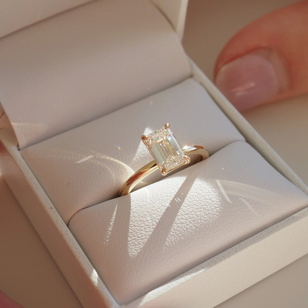 Emerald Cut Labgrown Engagement Ring