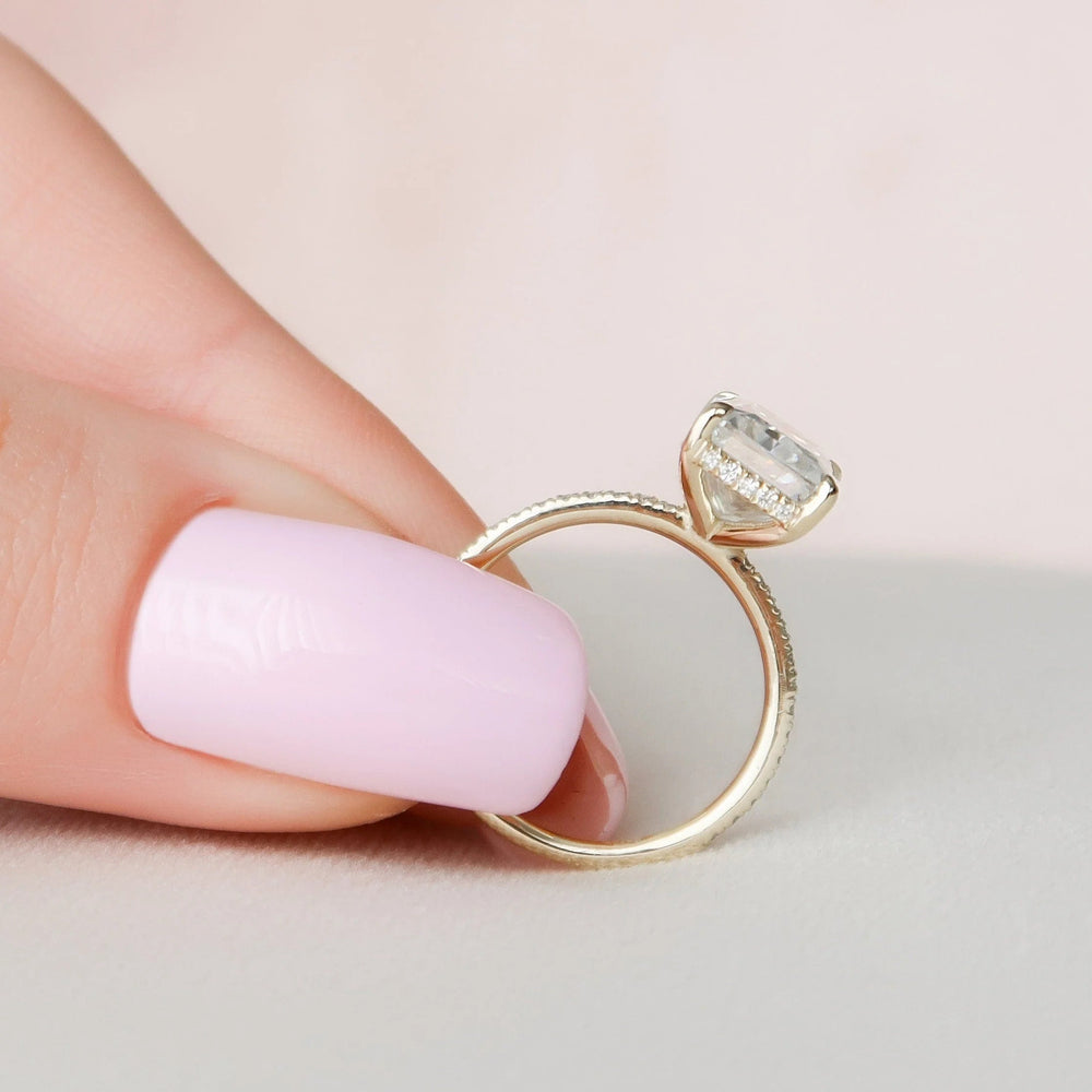 Radiant Cut Labgrown Engagement Ring