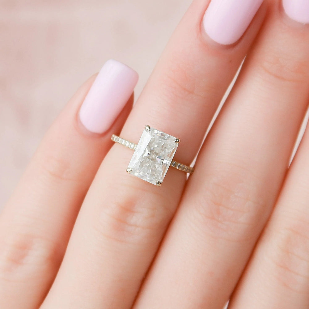 Radiant Cut Labgrown Engagement Ring