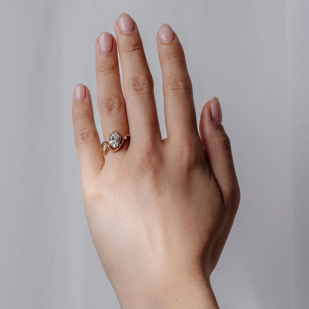 Oval Cut Labgrown Engagement Ring