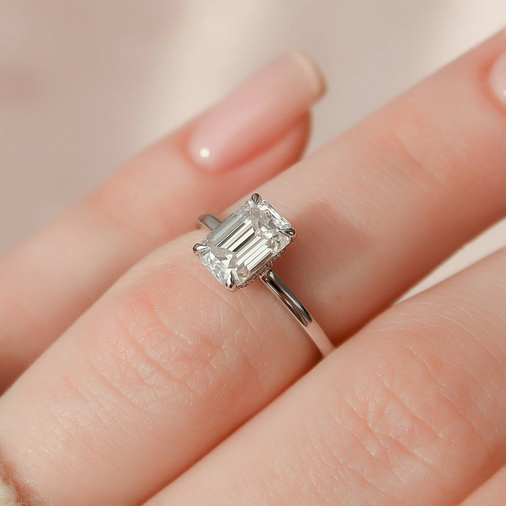 Emerald Cut Labgrown Engagement Ring