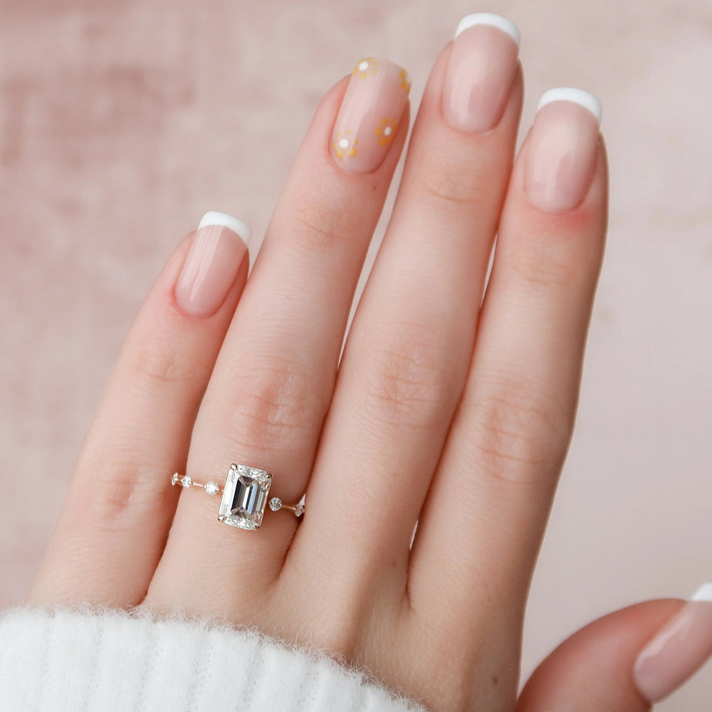 Emerald Cut Labgrown Engagement Ring