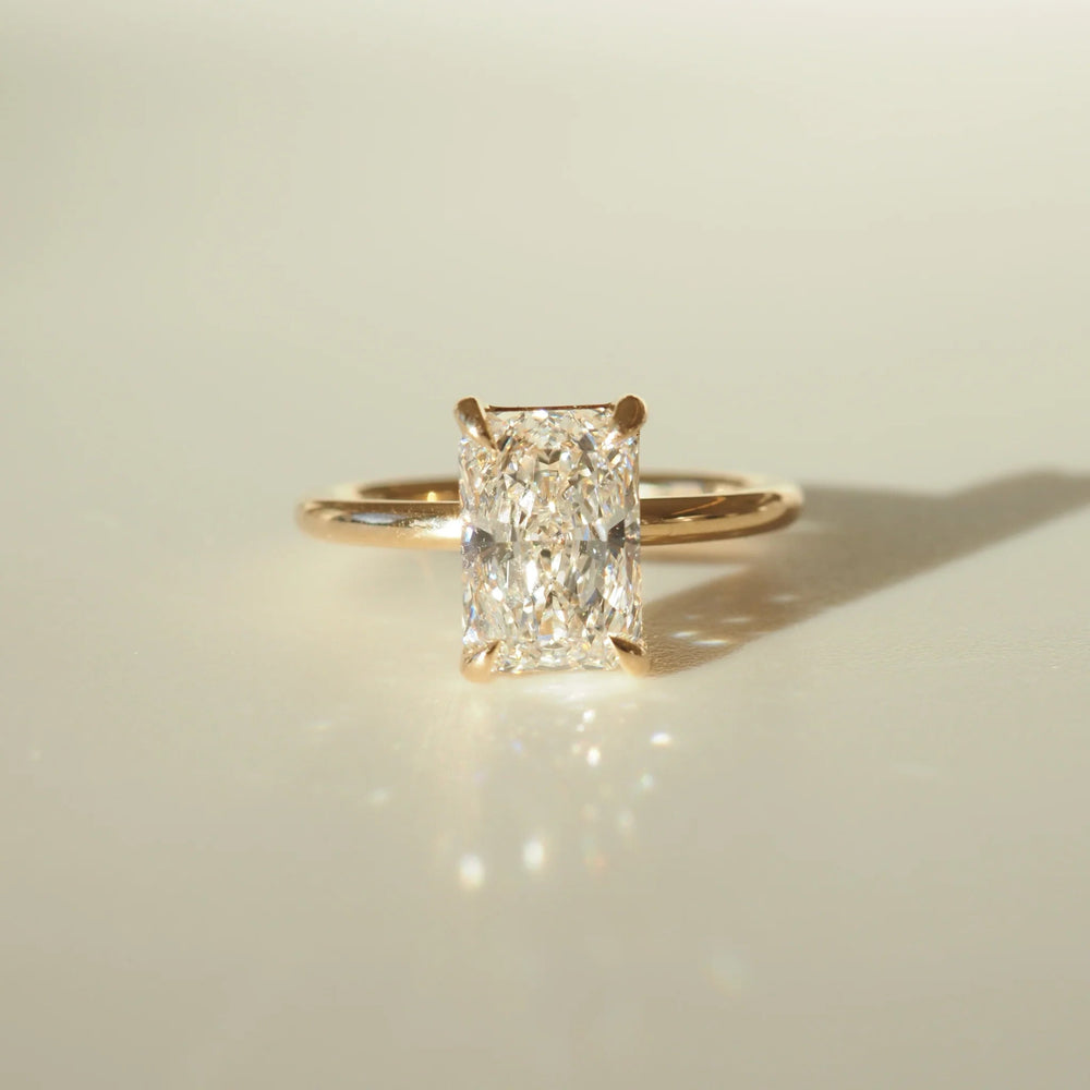 Radiant Cut Labgrown Engagement Ring