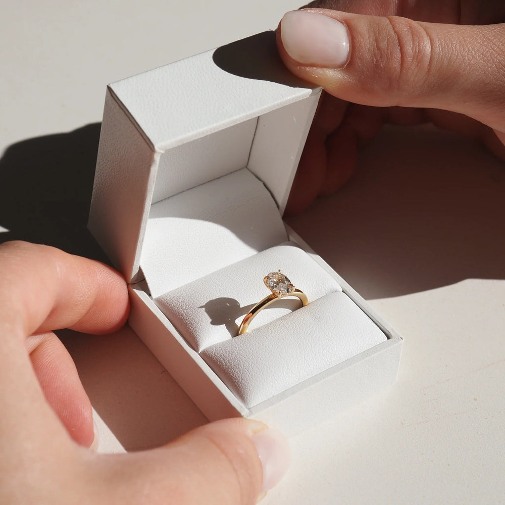 Oval Cut Labgrown Engagement Ring