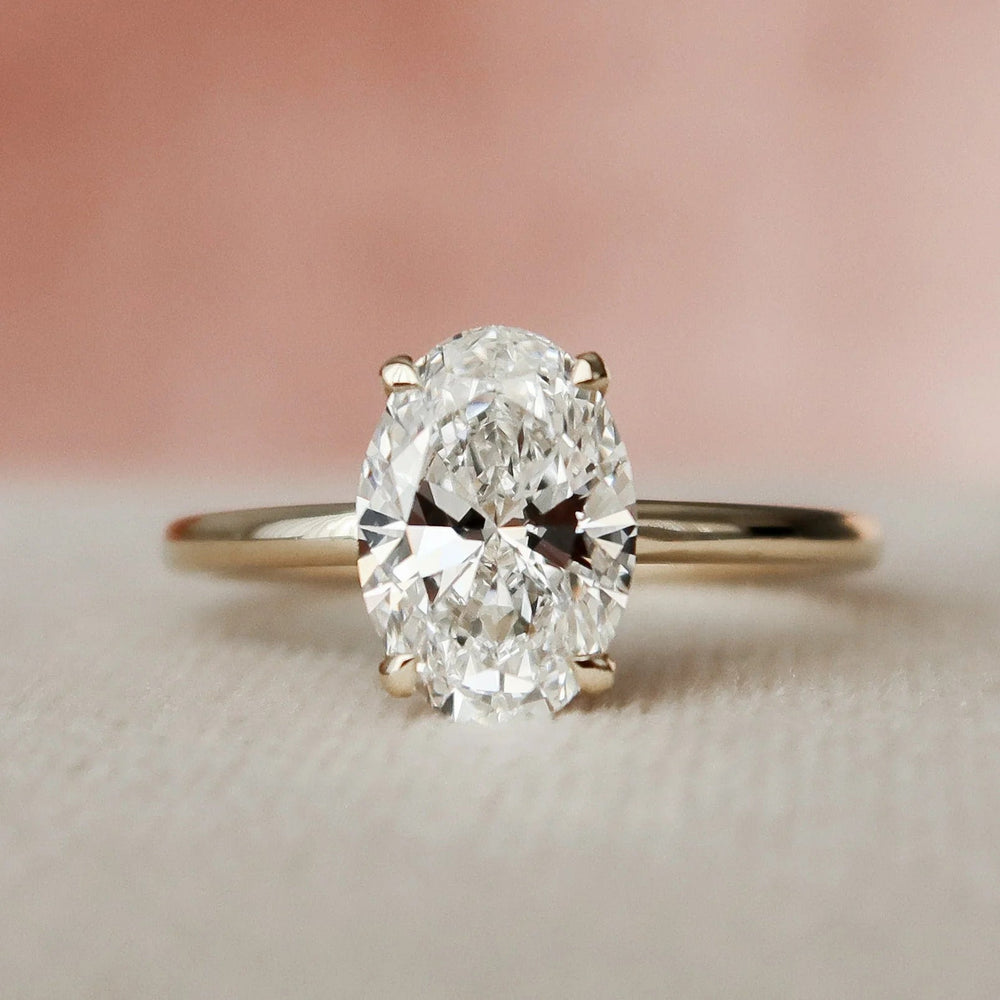 Oval Cut Labgrown Engagement Ring