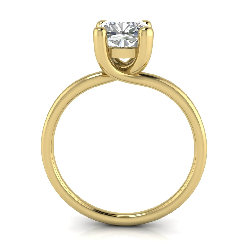 Romantic Solitaire Ring with Classic Setting