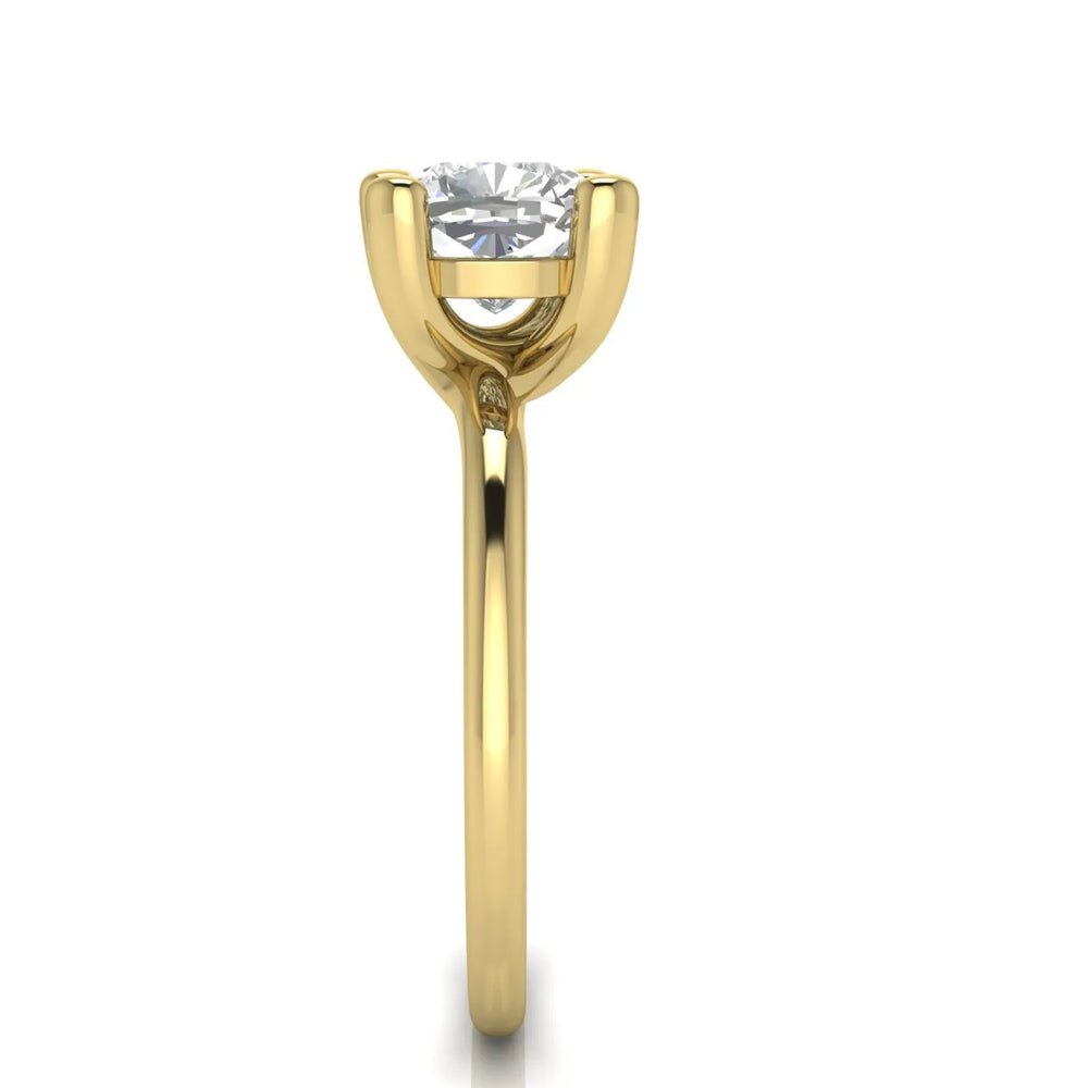 Romantic Solitaire Ring with Classic Setting