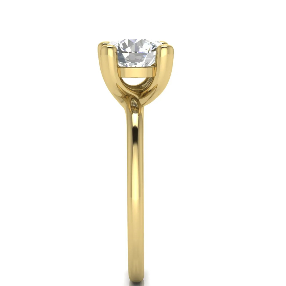 Romantic Solitaire Ring with Classic Setting