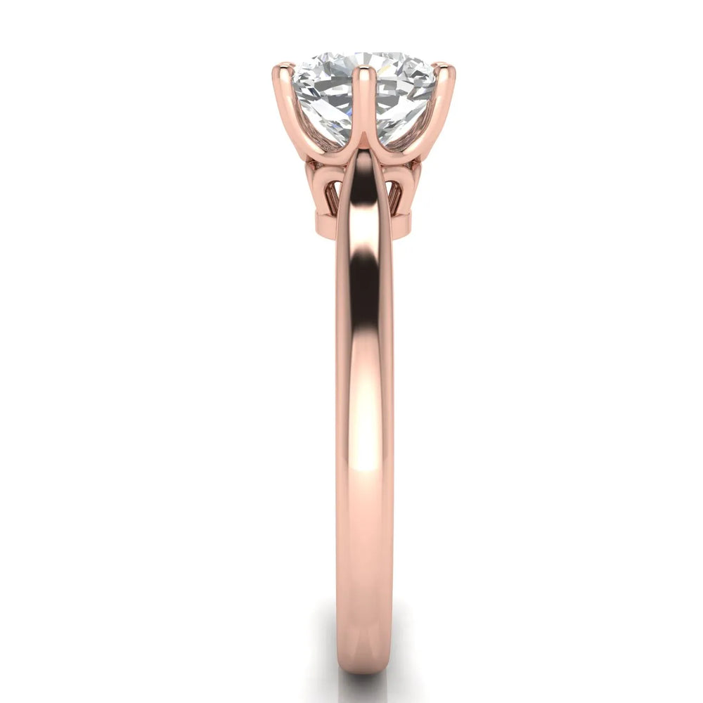 Romantic Solitaire Ring with Timeless Design