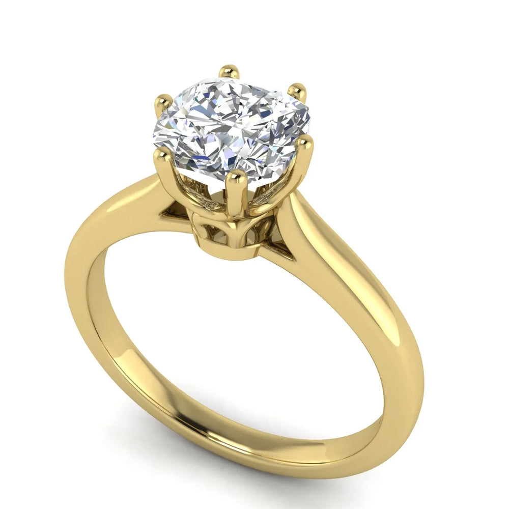 Romantic Solitaire Ring with Timeless Design