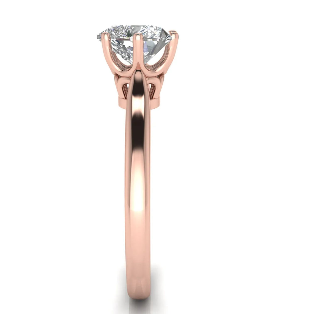 Romantic Solitaire Ring with Timeless Design