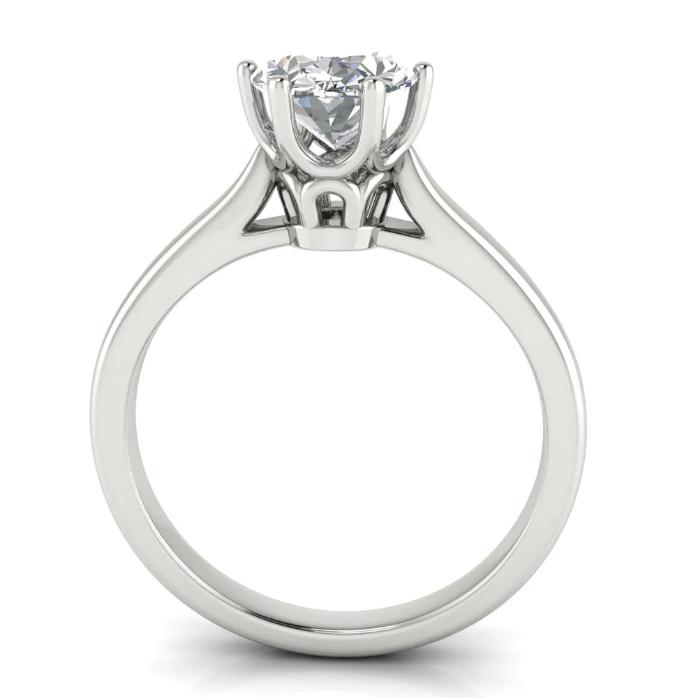 Romantic Solitaire Ring with Timeless Design