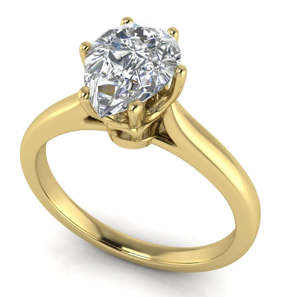 Romantic Solitaire Ring with Timeless Design