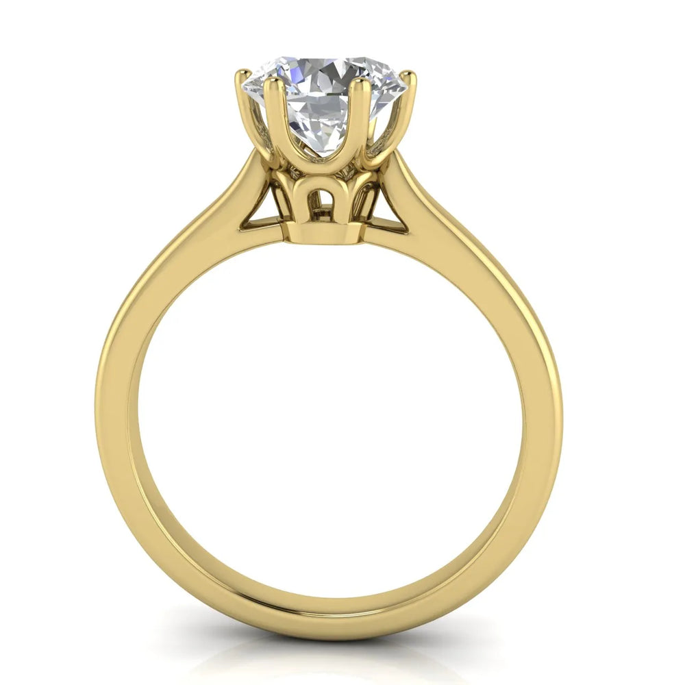 Romantic Solitaire Ring with Timeless Design