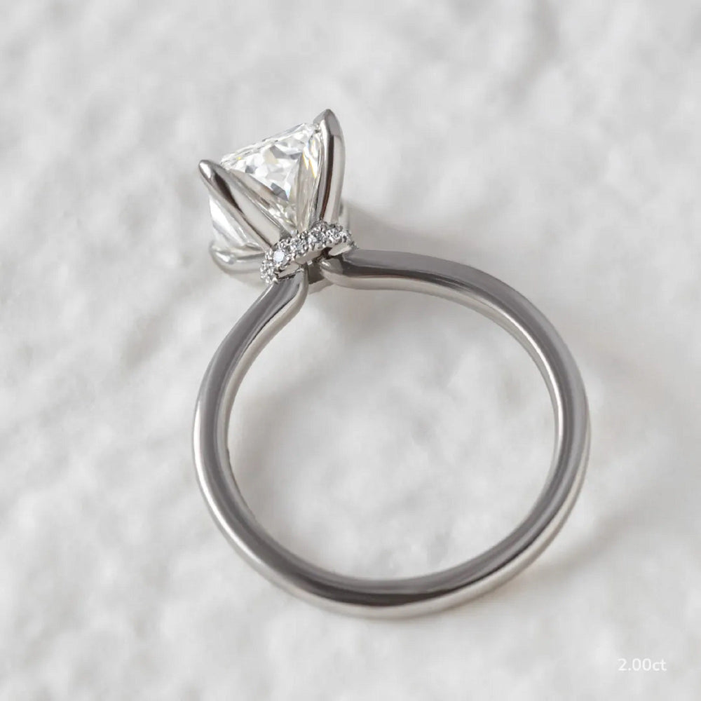 Radiant Cut Labgrown Engagement Ring